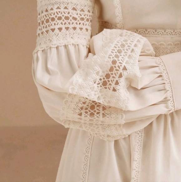 Elegant French Palace Style Lantern Sleeve Patchwork Waist Cinched Dress - Picture 4 of 5